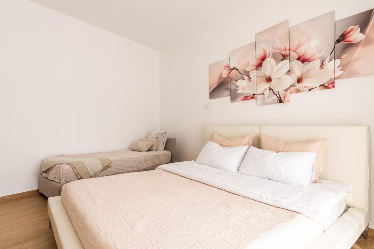 Casa Mia Milano Malpensa Apartment Gallarate Exterior foto