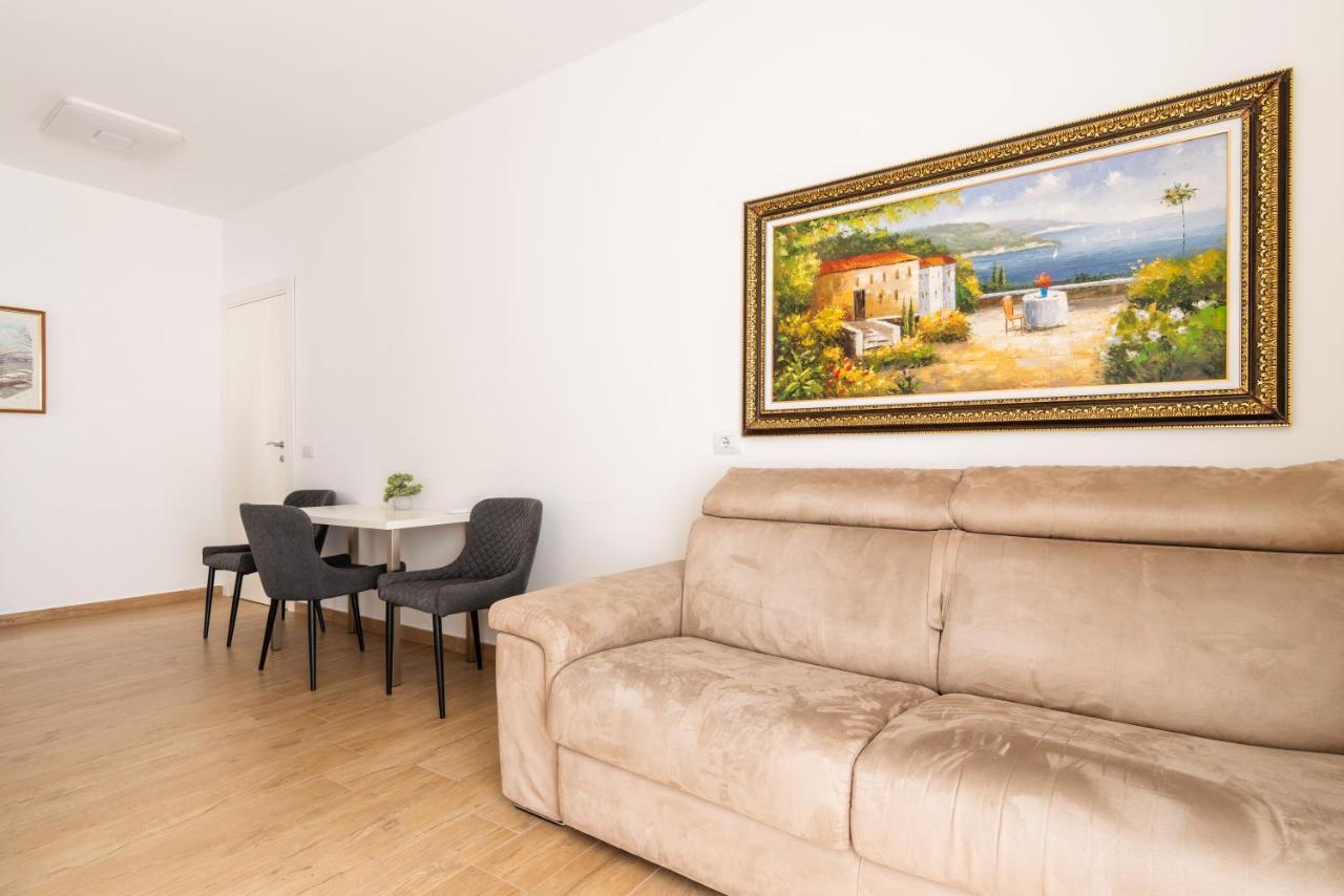 Casa Mia Milano Malpensa Apartment Gallarate Exterior foto